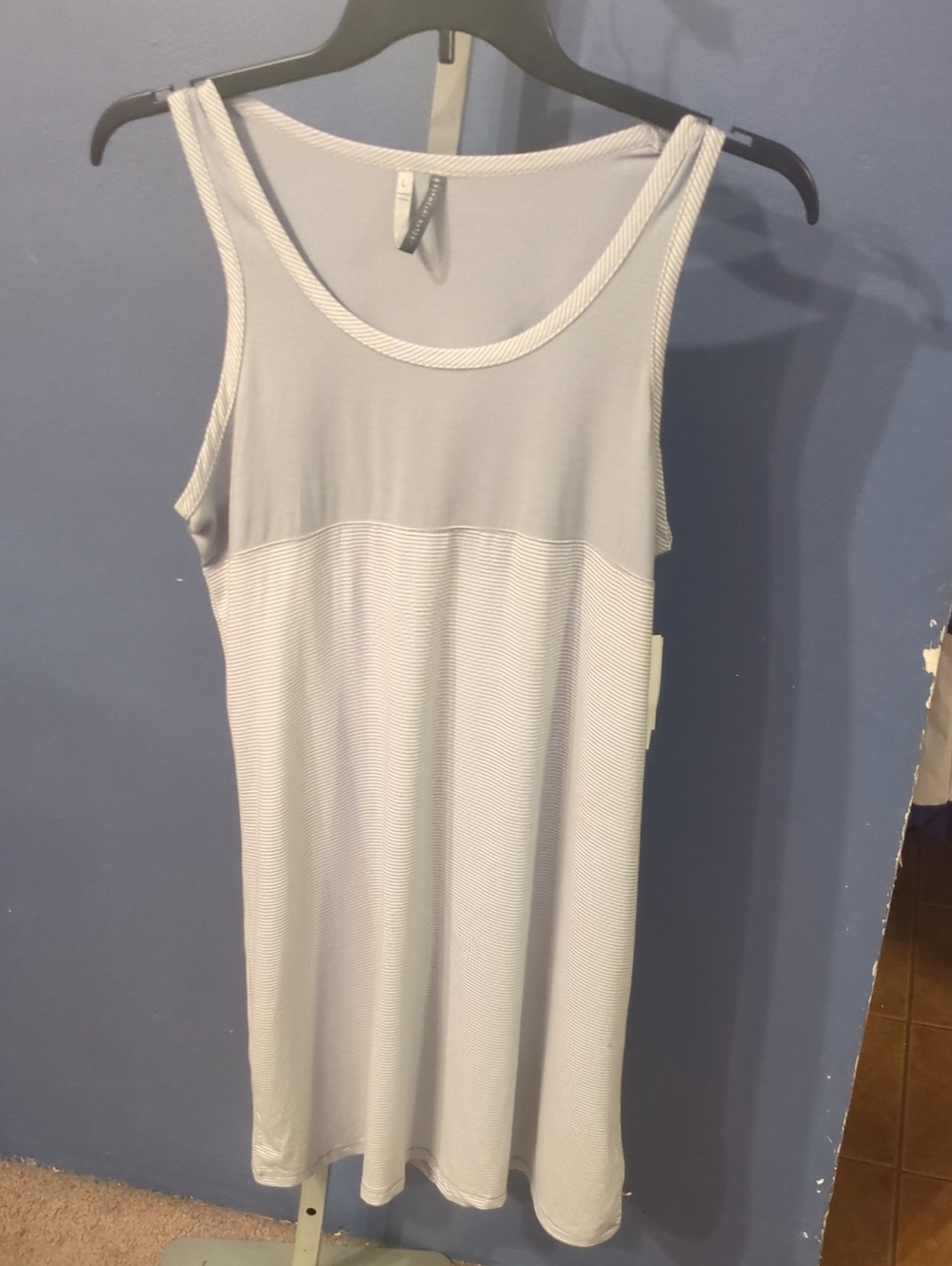 Jaclyn Intimates Women's Large Light Gray Sleeveless Tank Short Nightgown